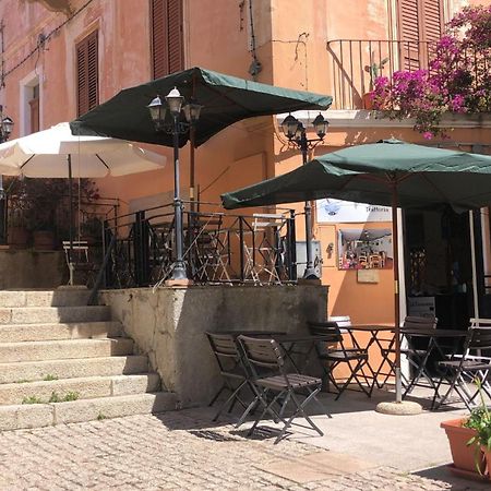 Locanda Genovese 20 Ла Мадалена Екстериор снимка